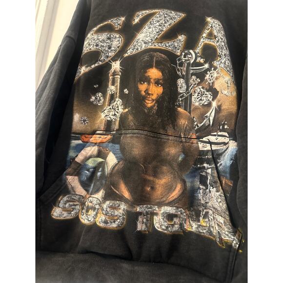 SZA SOS Tour Hoodie Sz small black comfy thick fabric - Picture 3 of 10